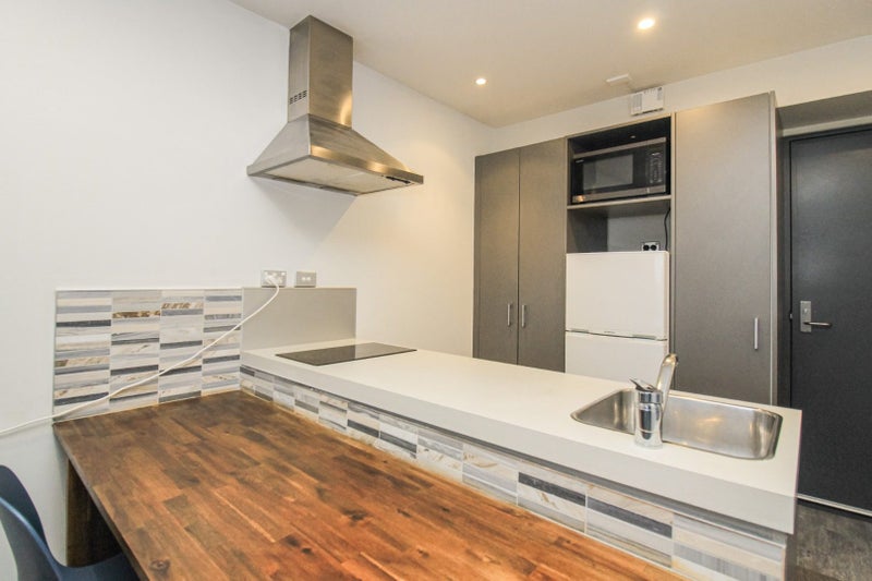 713/74 Taranaki Street, Te Aro, Wellington - Carousel 2