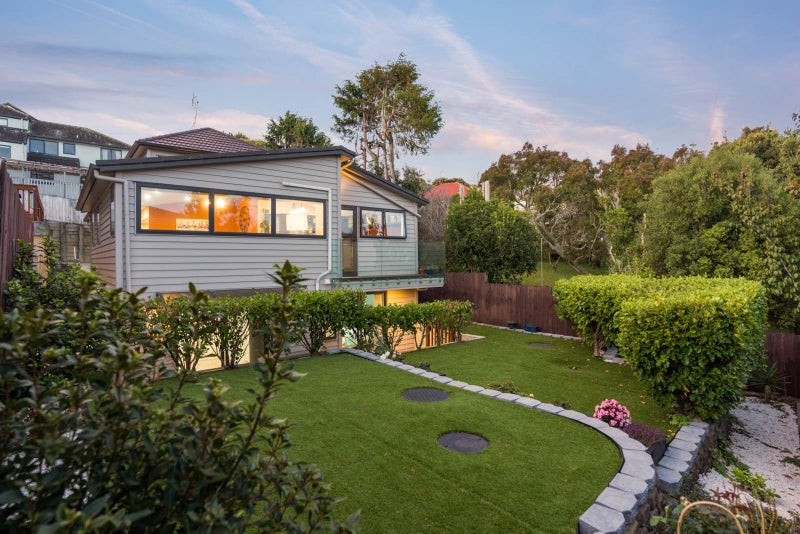 300A Hillsborough Road, Hillsborough, Auckland - Carousel 1