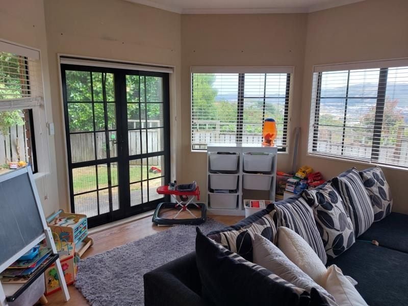 11 Coventry Close, Ascot Park, Porirua - Carousel 4