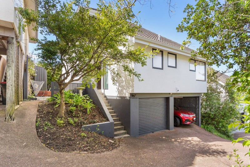 2/70 Rukutai Street, Orakei, Auckland - Carousel 1