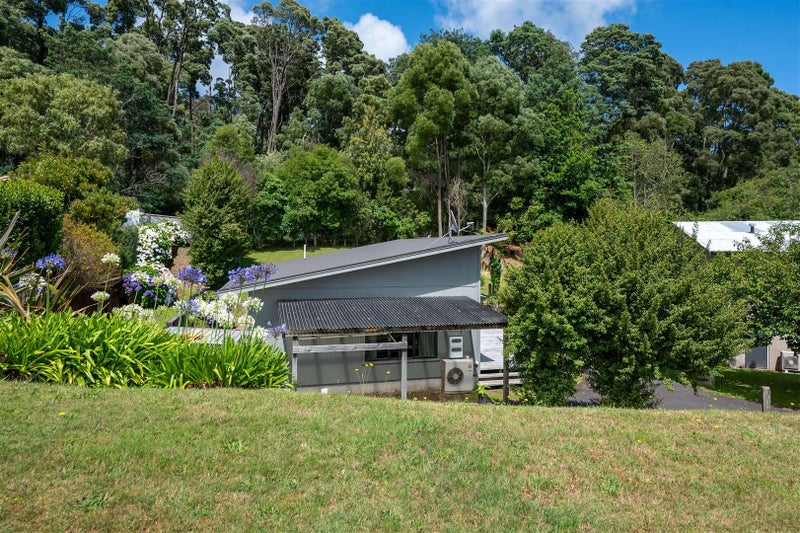 1 Forest Place, Lynmore, Rotorua - Carousel 2