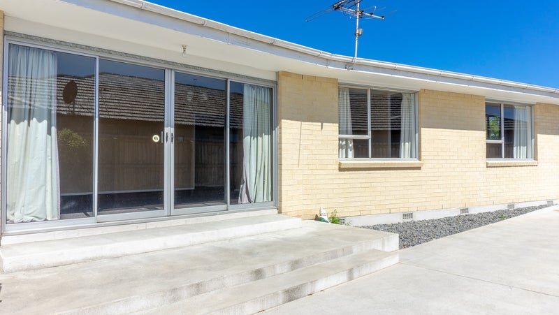 153 Queenspark Drive, Parklands, Christchurch - Carousel 2