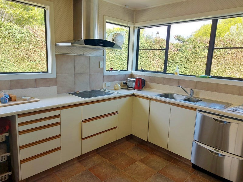 21 Tararua Street, Trentham, Upper Hutt - Carousel 2