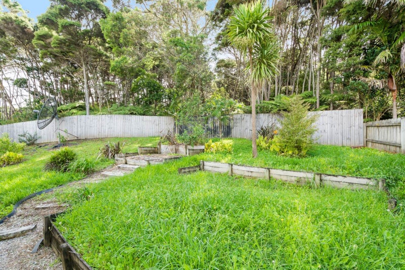 7 Daldys Bush Lane, Bayview, Auckland - Carousel 14