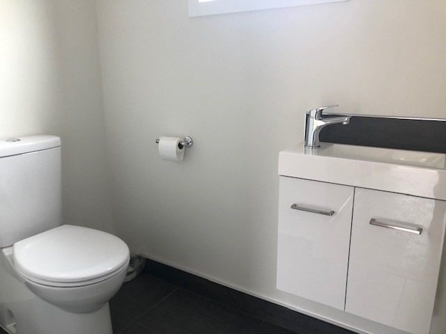 31B Knightsbridge Drive, Forrest Hill, Auckland - Carousel 15