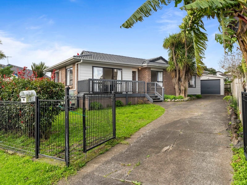 61 Charntay Avenue, Clover Park, Auckland - Carousel 1