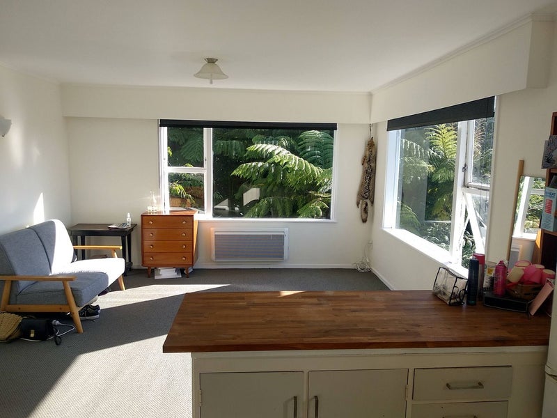 21 Highbury Crescent, Highbury, Wellington - Carousel 2