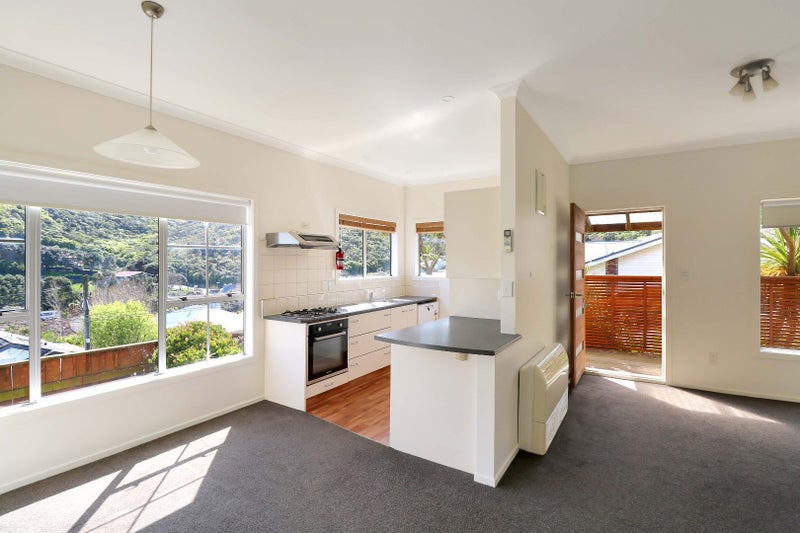 154 Darlington Road, Miramar, Wellington - Carousel 2