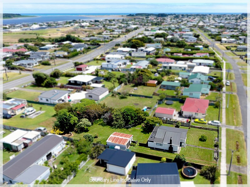22 Edinburgh Terrace, Foxton Beach, Foxton - Carousel 2