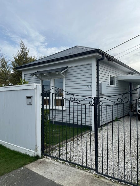 137 Milton Street, Somerfield, Christchurch - Carousel 22