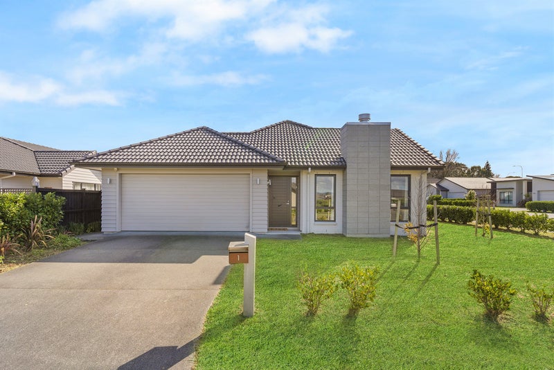 1 Gidran Street, Karaka, Papakura - Carousel 2