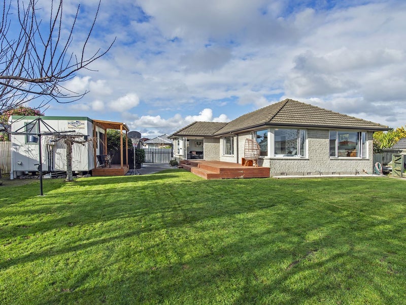 9 Bellina Place, Broomfield, Christchurch - Carousel 2