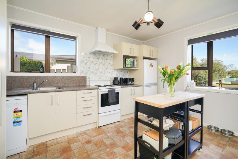31 Trent Street, Glengarry, Invercargill - Carousel 2