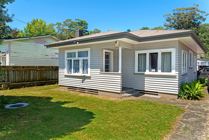 3 Baty Street, Kaiti, Gisborne - Carousel 1