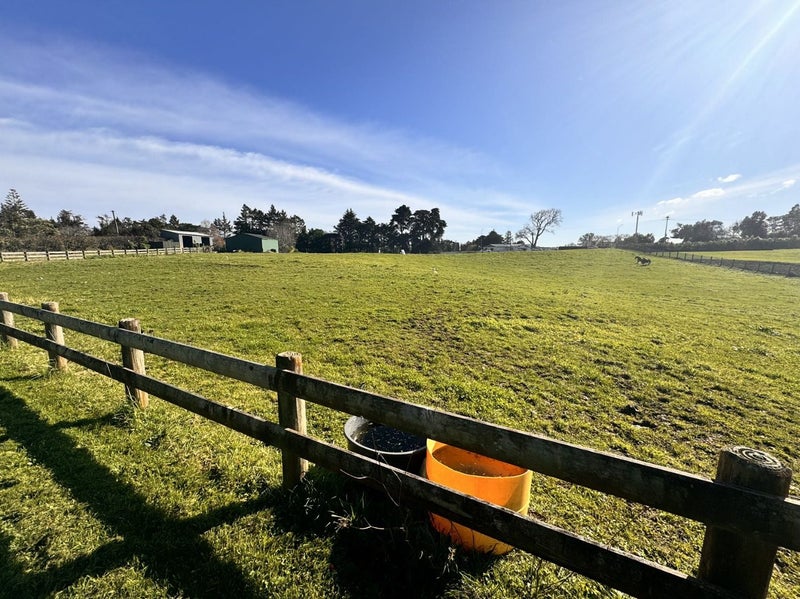 663 Karaka Road, Karaka, Papakura - Carousel 14