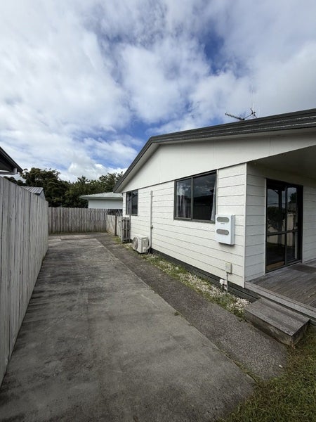 44 Kahikatea Drive, Melville, Hamilton - Carousel 2