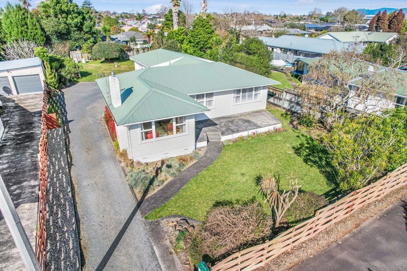 31A Sandwich Road, St Andrews, Hamilton - Carousel 22