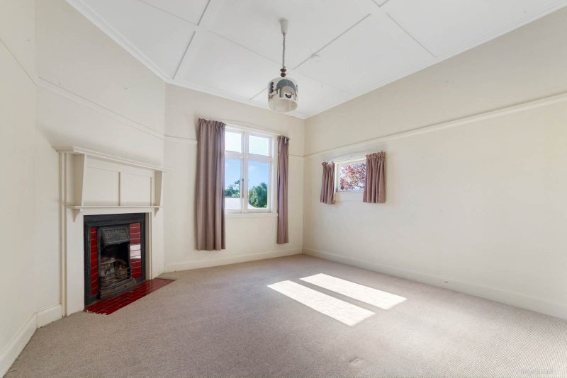 16 Lake Road, Devonport, Auckland - Carousel 2
