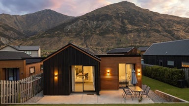 9 Huxley Place, Lake Hayes, Queenstown - Carousel 1