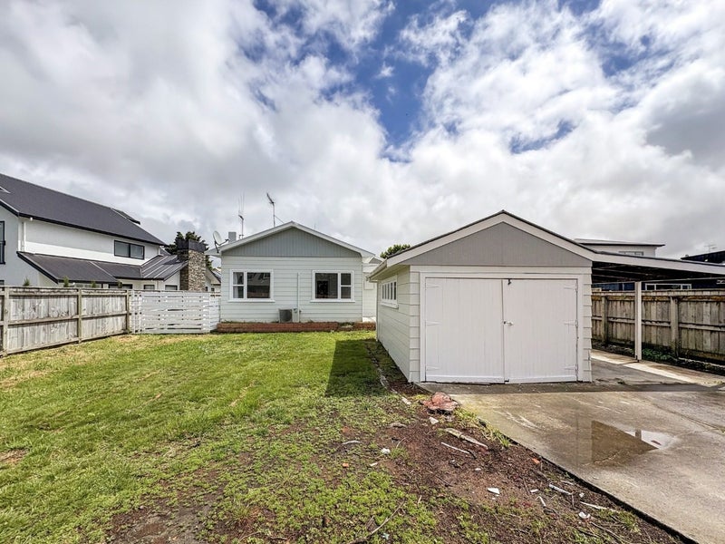 112 Jickell Street, Hokowhitu, Palmerston North - Carousel 13