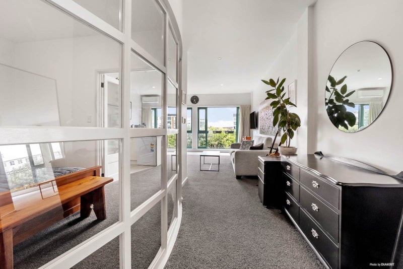 1D/68 Mokoia Road, Birkenhead, Auckland - Carousel 1