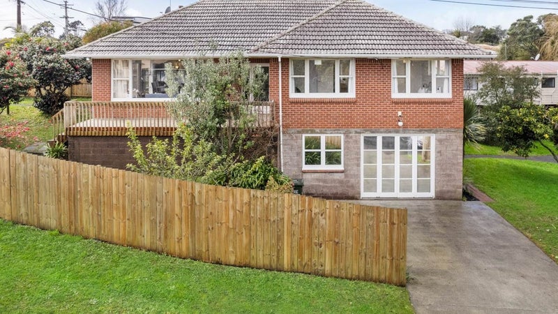 21 Kereru Street, Henderson, Auckland - Carousel 1