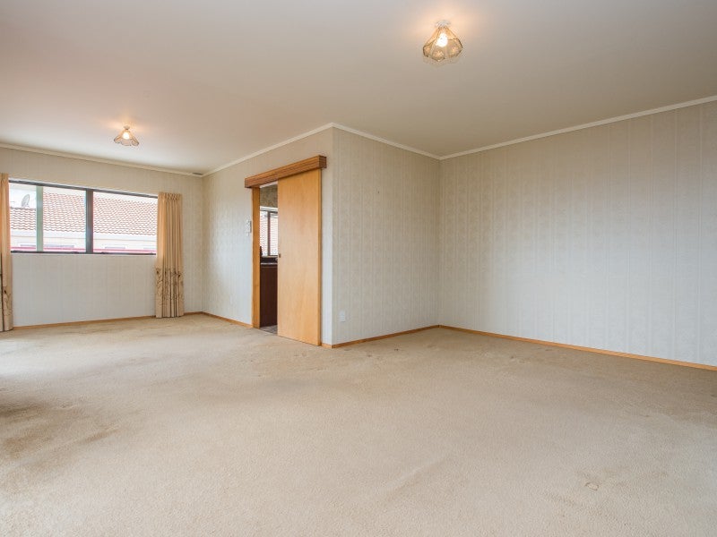 32 Velma Crescent, Nawton, Hamilton - Carousel 19