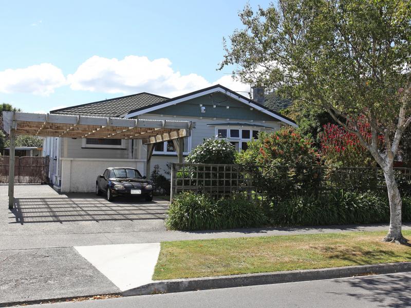 19 Birdwood Road, Waterloo, Lower Hutt - Carousel 16