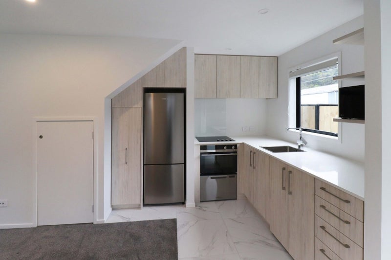 12/3 Johnston Grove, Taita, Lower Hutt - Carousel 2