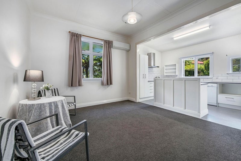 25 Devon Street, Aro Valley, Wellington - Carousel 2