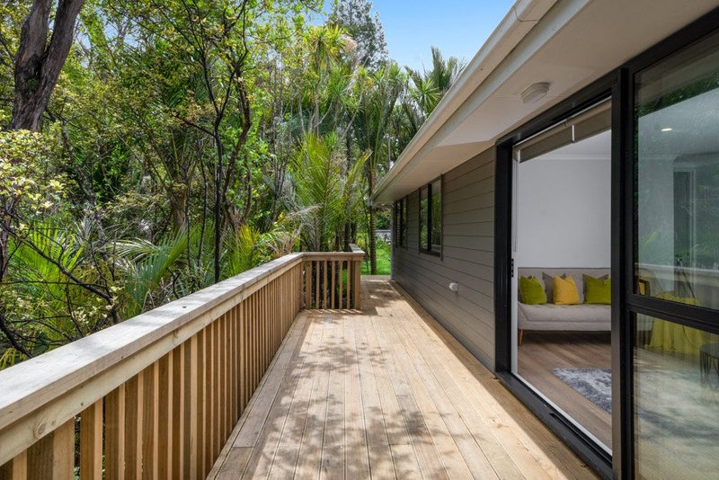 16 Unity Road, Waitākere, Auckland - Carousel 2