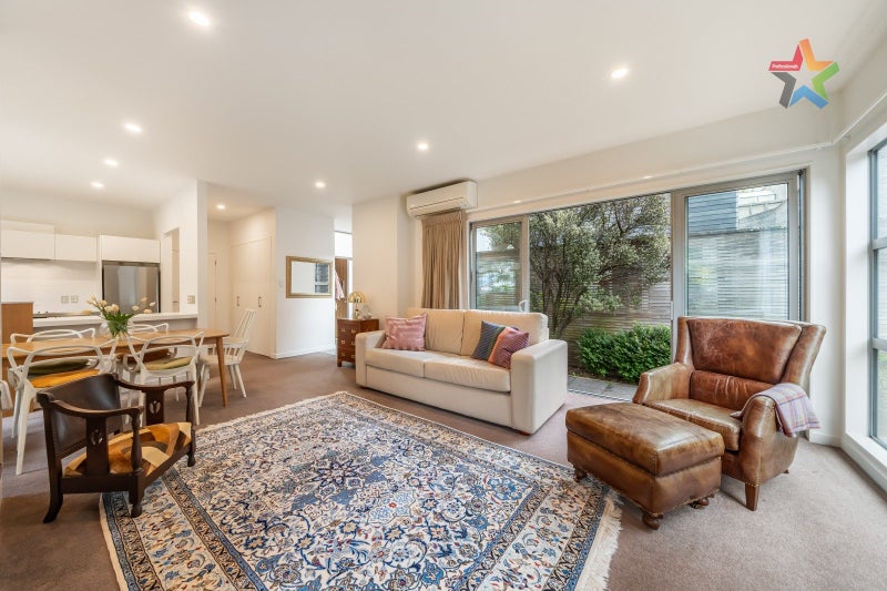 2 Tiketike Way, Brooklyn, Wellington - Carousel 2