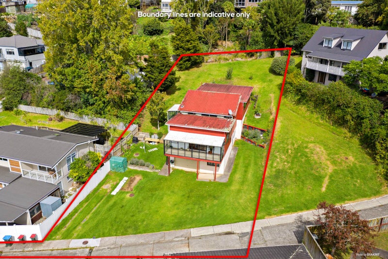 34 Stephen Lysnar Place, Hillsborough, Auckland - Carousel 1