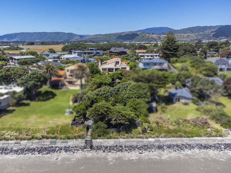 61 Wharemauku Road, Raumati Beach, Paraparaumu - Carousel 37
