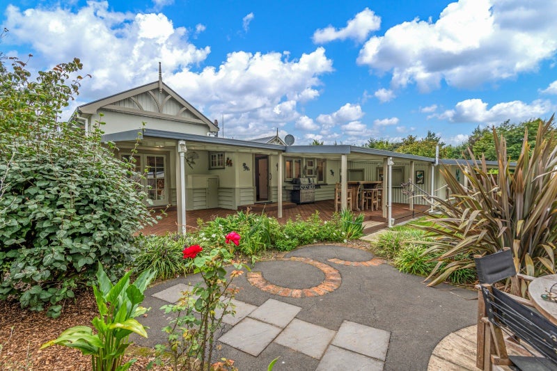 81265 State Highway 2, Mangatainoka, Pahiatua - Carousel 2