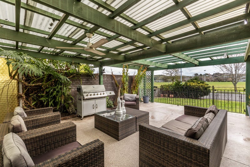 293 Westminster Avenue, Tamatea, Napier - Carousel 1