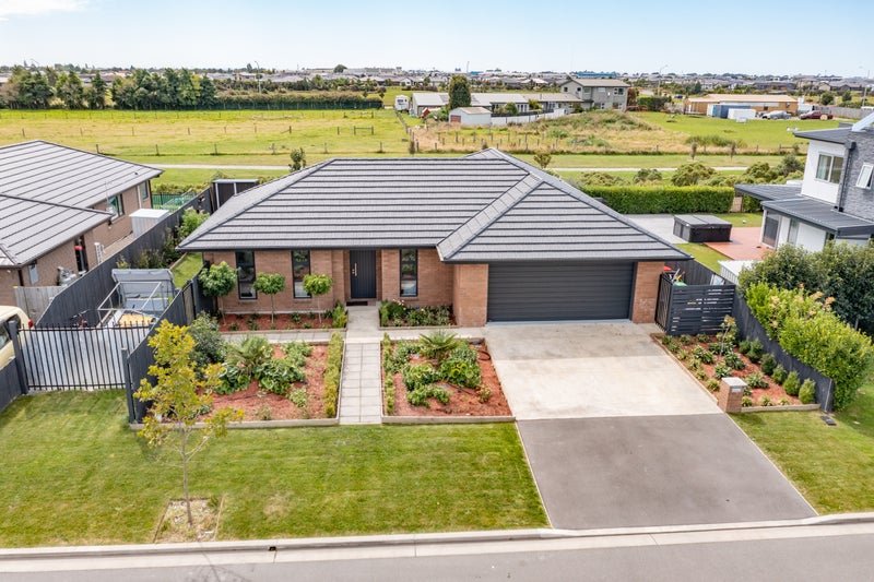 22 Pistacia Place, Hornby, Christchurch - Carousel 1