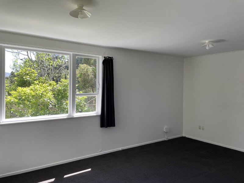 188 Eastern Hutt Road, Taita, Lower Hutt - Carousel 2