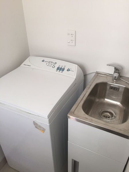 173 Glenmore Street, Kelburn, Wellington - Carousel 10