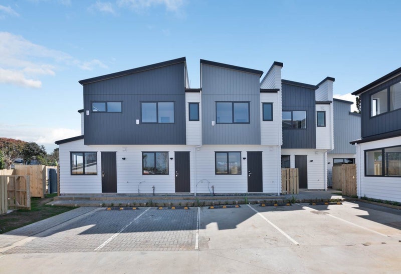 2/10 Becker Drive, Weymouth, Auckland - Carousel 11