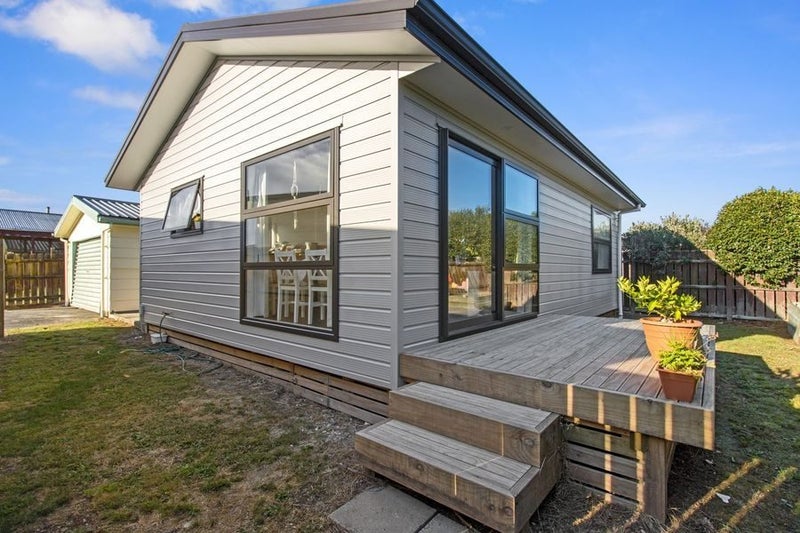 21 Pringle Place, Nawton, Hamilton - Carousel 1