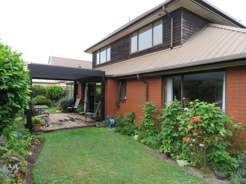 2/7 DERENZY PLACE, Avonhead, Christchurch - Carousel 14