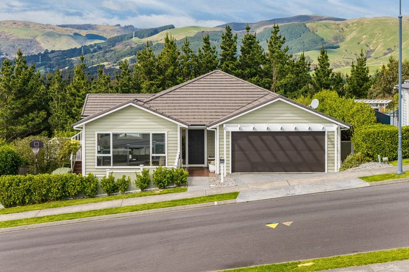 144 Endeavour Drive, Whitby, Porirua - Carousel 31
