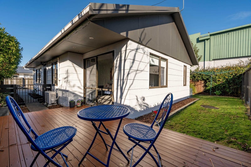 9F Cameron Road, Hamilton East, Hamilton - Carousel 1