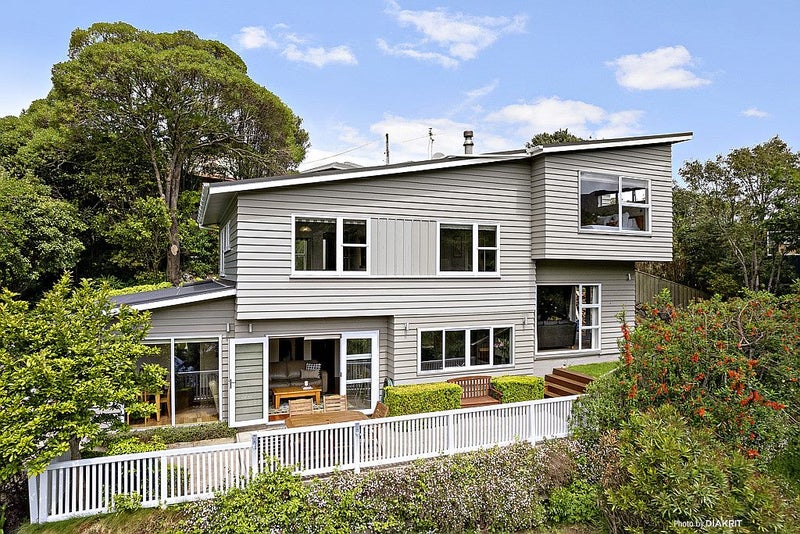 50A Kenya Street, Ngaio, Wellington - Carousel 1