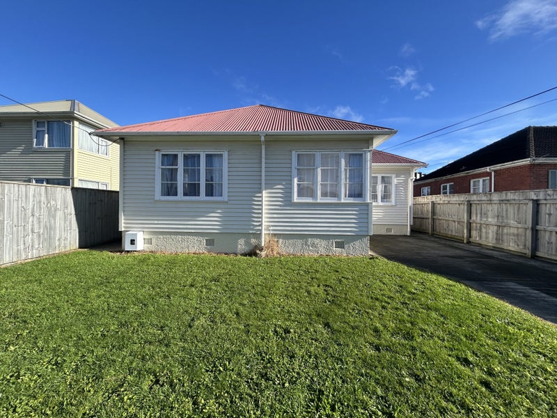 0 , Boulcott - Carousel 2