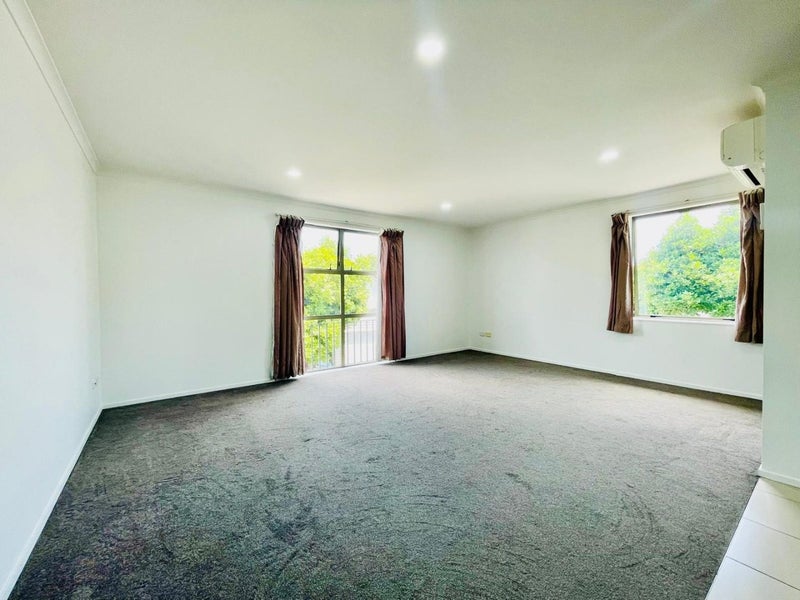 2 Reins Road, Takanini, Auckland - Carousel 2