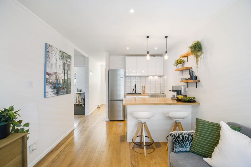 2/11 Don Croot ST, Western Springs, Auckland - Carousel 2