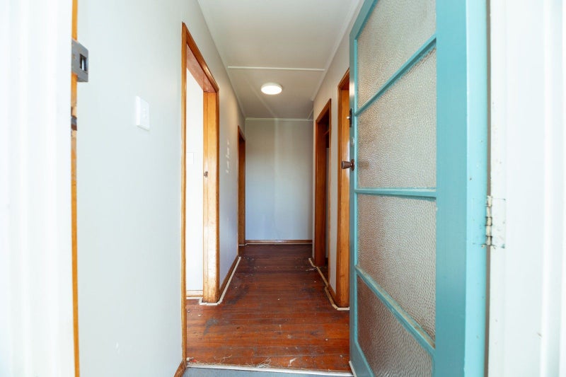 28 Davis Crescent, Netherby, Ashburton - Carousel 17