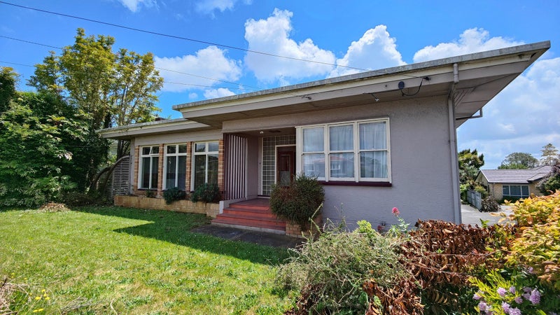 181 Cambridge Road, Hillcrest, Hamilton - Carousel 2